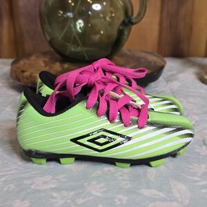Umbro Kids Soccer Cleats - Green and Pink Size 9 Very Clean !!!